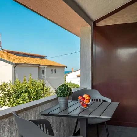 Sanja Premium