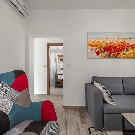 Sanja Premium Apartamento *