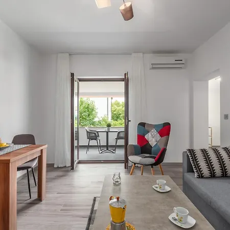 Sanja Premium Porec